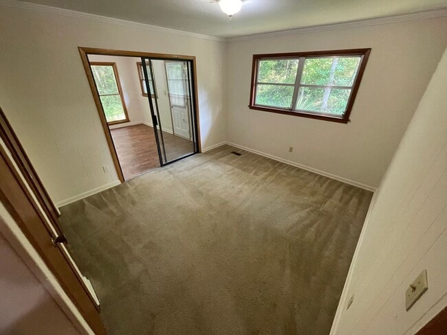 Building Photo - PRE-LEASING FOR JULY 22ND 2026!