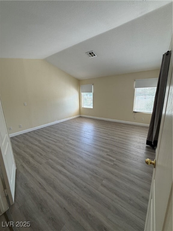 Building Photo - 2113 Desert Pines St
