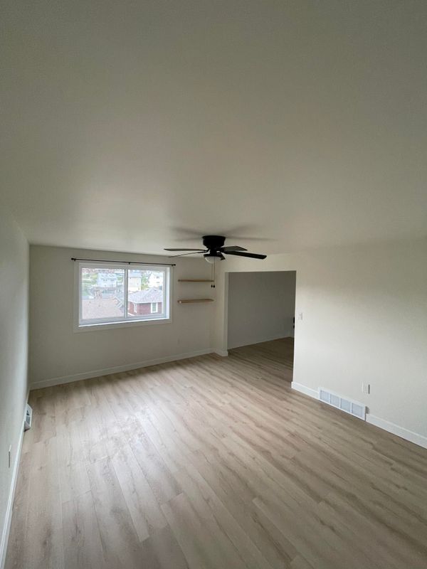Building Photo - 3627 Cambria St