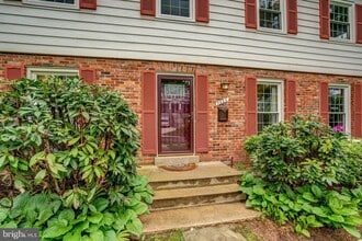 Building Photo - 7525 Cayuga Ave