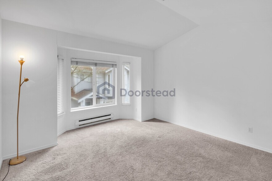 Building Photo - 18003 NE 93rd Ct