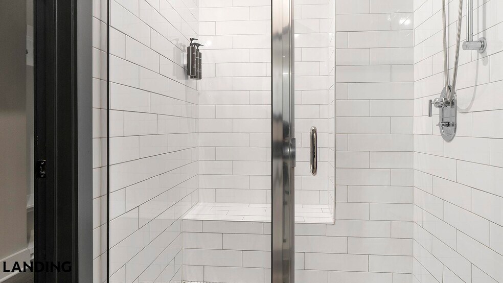 Building Photo - 2550 Blackmon Dr