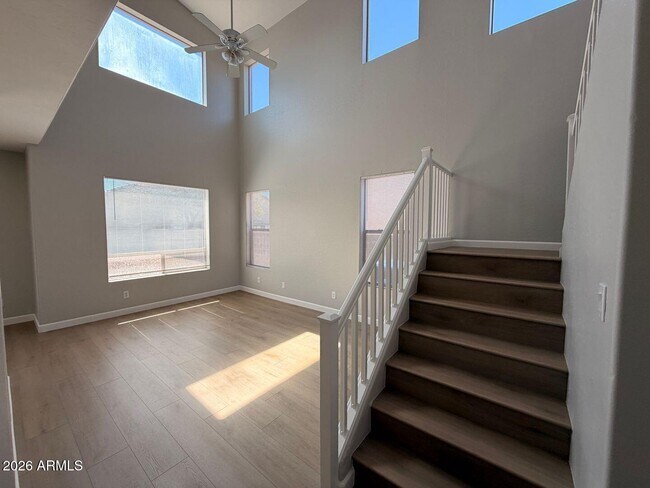 Building Photo - 11401 W Pima St