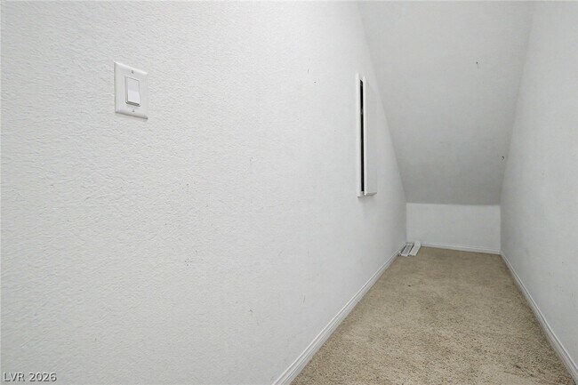 Building Photo - 4204 Lower Saxon Ave