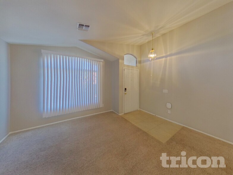 Building Photo - 41265 W Walker Wy