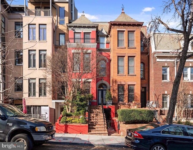Building Photo - 1817 Belmont Rd NW