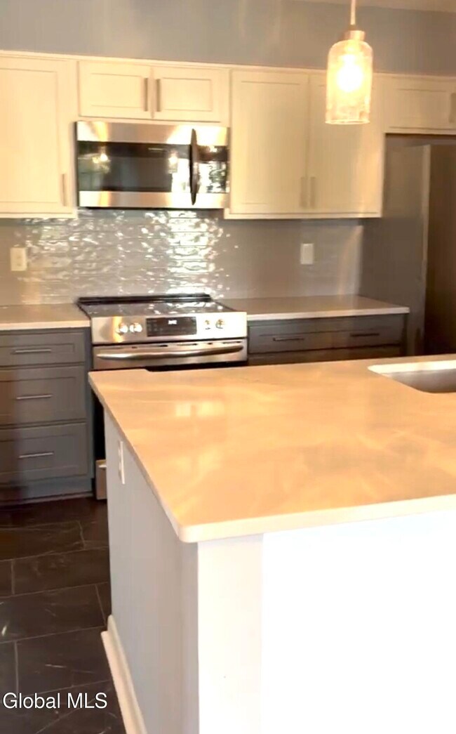 Building Photo - 413 Diamond Rock Cir