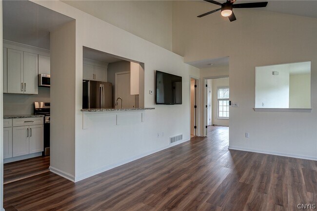 Building Photo - 2404 Pipers Ct