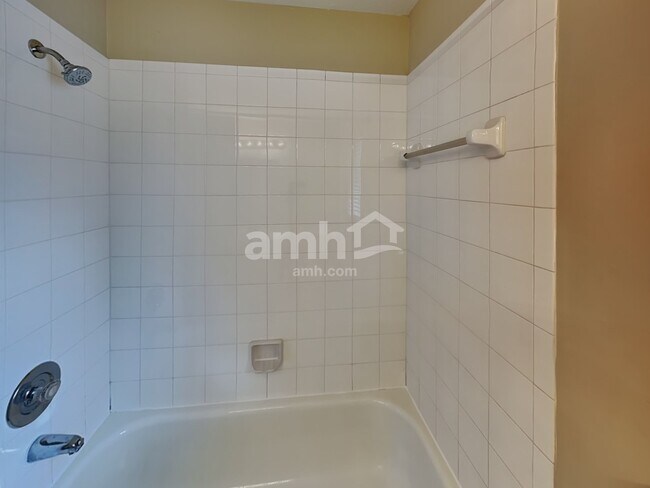 Building Photo - 1821 Rudder Dr