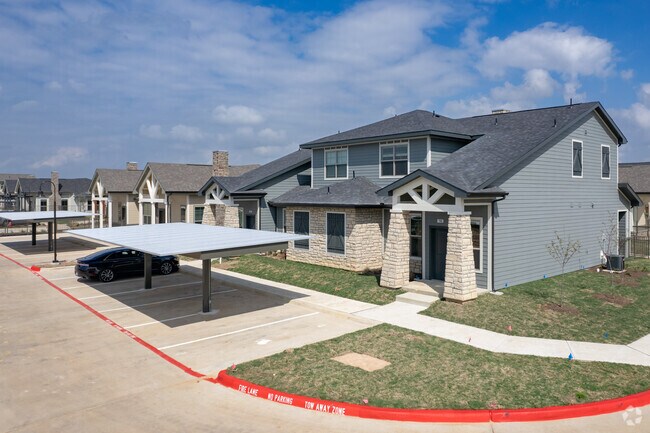 Covered parking - Home at Waller