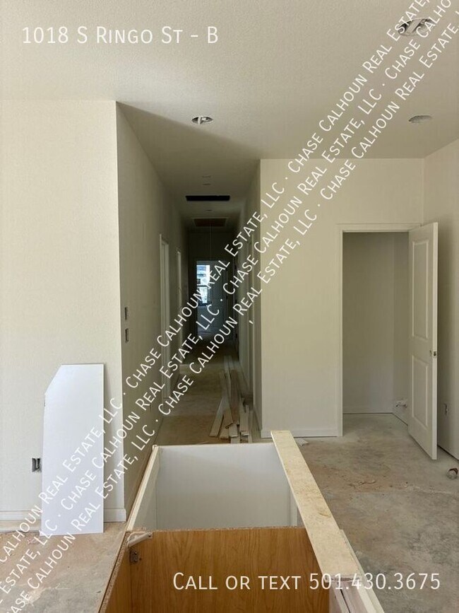 Building Photo - 1018 S Ringo St