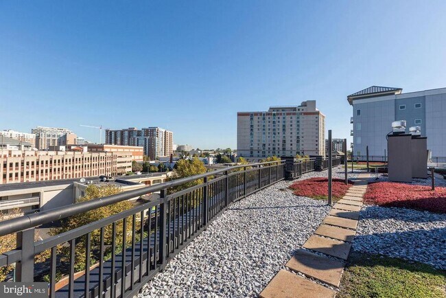 Building Photo - 8005 13th St