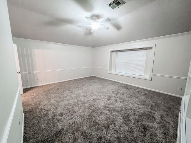 Building Photo - 319 Grand Isle Ln