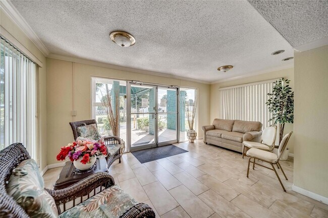 Building Photo - 2271 NW 47th Terrace