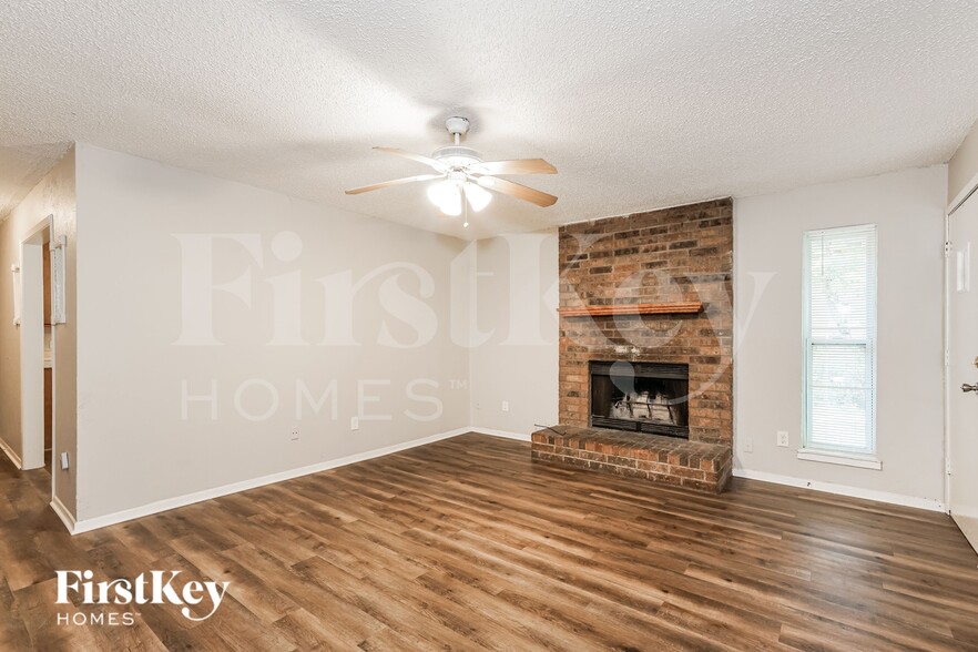 Building Photo - 924 Kimbrough St