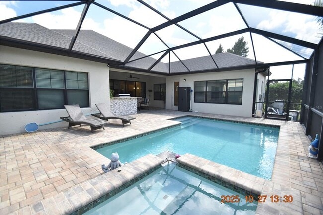 Building Photo - 13807 Moonstone Canyon Dr