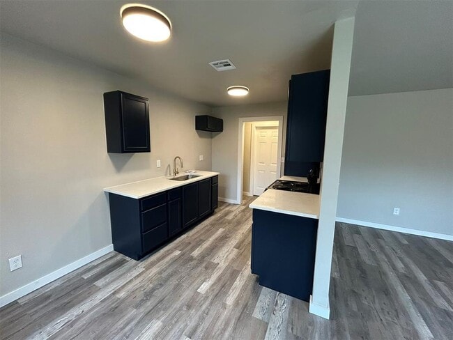 Building Photo - 10026 Caton Pl