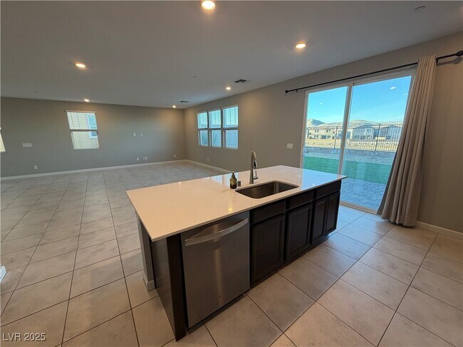 Building Photo - 2617 Gallarate Dr