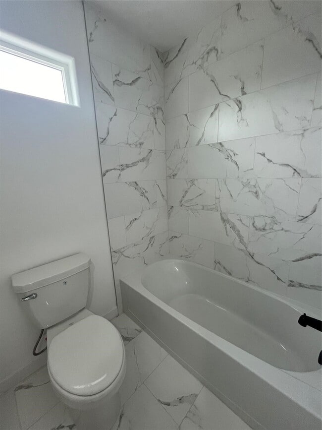 Building Photo - 8601 Wileyvale Rd