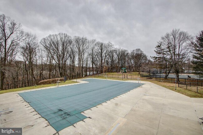 Building Photo - 20212 Shipley Terrace