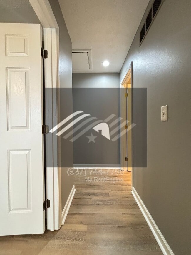 Building Photo - 1173 Navaho Dr