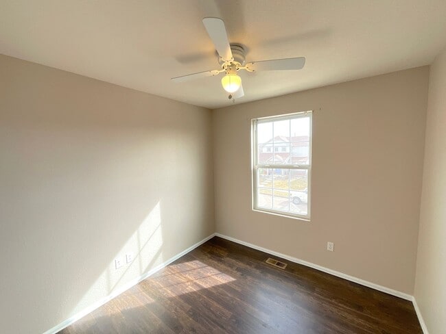 Building Photo - 3 Bedroom Home Available Near N Powers Blvd & Dublin Blvd!