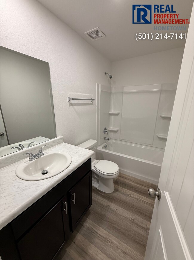 Building Photo - 1281 Meadows Dr