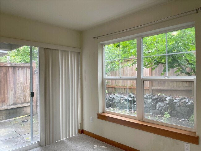 Ground Floor Room - 9101 23rd Ave NE