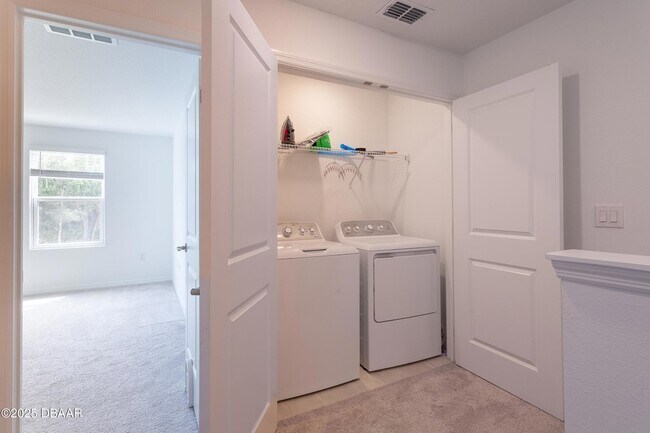 Building Photo - 326 Riverfront Wy