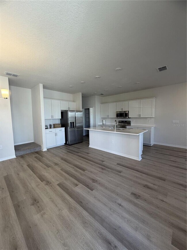 Building Photo - 5754 Anders Wy