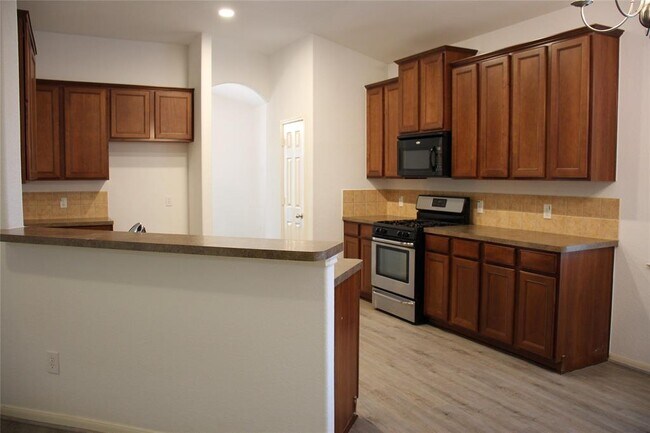 Building Photo - 7301 Stonelick Ct