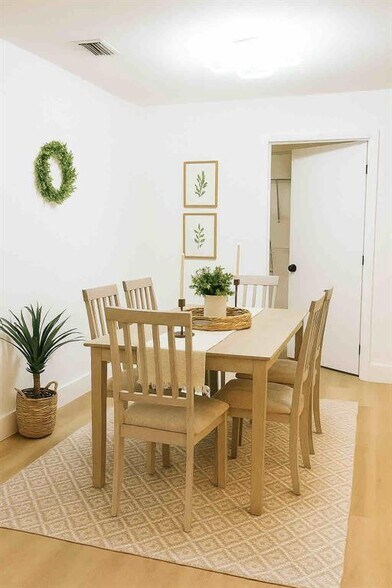 Building Photo - 9171 NW 26th St