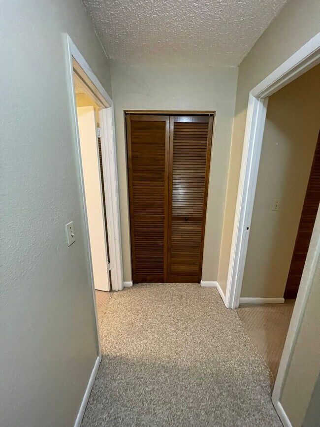 Building Photo - Townhome in Ormond Beach