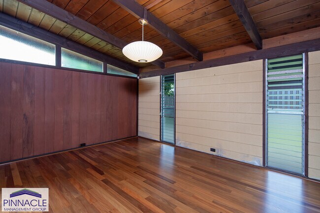 Building Photo - 1466 Oili Loop