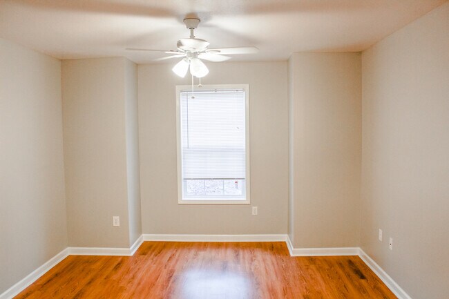 Building Photo - 7650 Emory Cove Way