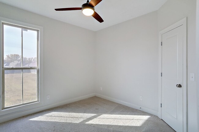 Building Photo - 3 Bed/2 Bath in Fall's Crossing- Gluckstadt!