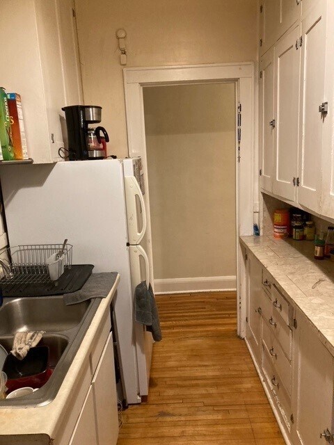 Kitchen - 1845 Portland Ave