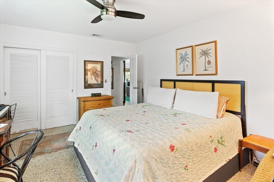 Building Photo - 202 32nd St