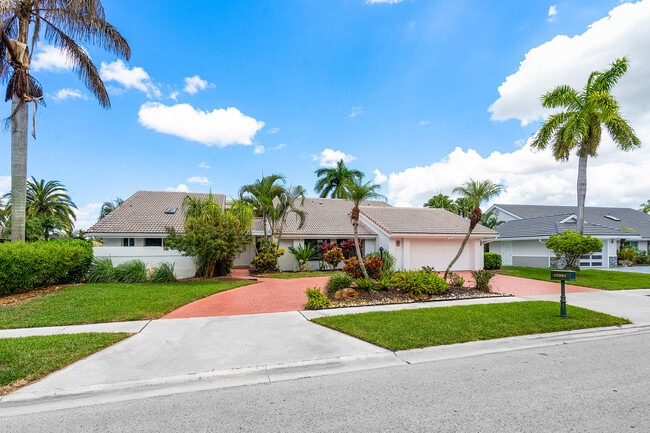 Building Photo - 10391 Boca Woods Ln