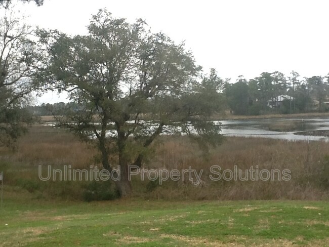 Building Photo - 119 Gaddy Dr