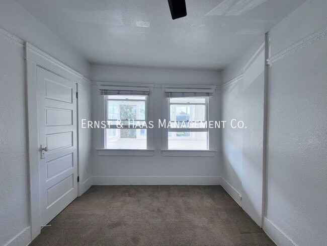 Building Photo - 546 Lime Ave