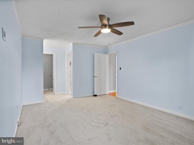 Building Photo - 10064 Oakton Terrace Rd