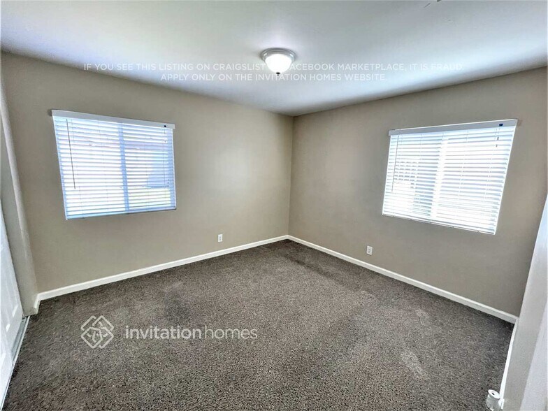 Building Photo - 11148 S Wilton Pl