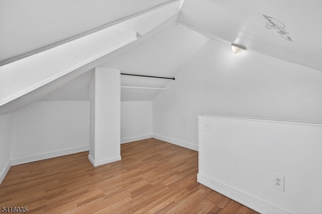 Building Photo - 1290 Baker St