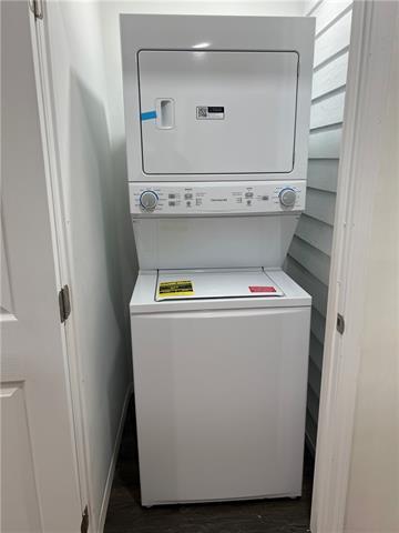 Building Photo - 1637 Third St