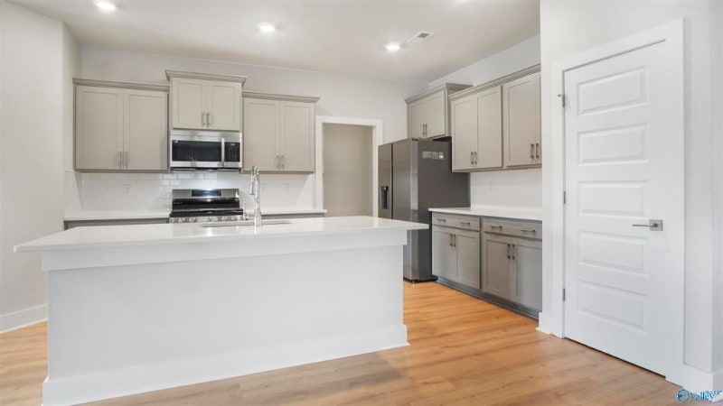 Building Photo - 14801 Demarie Ln