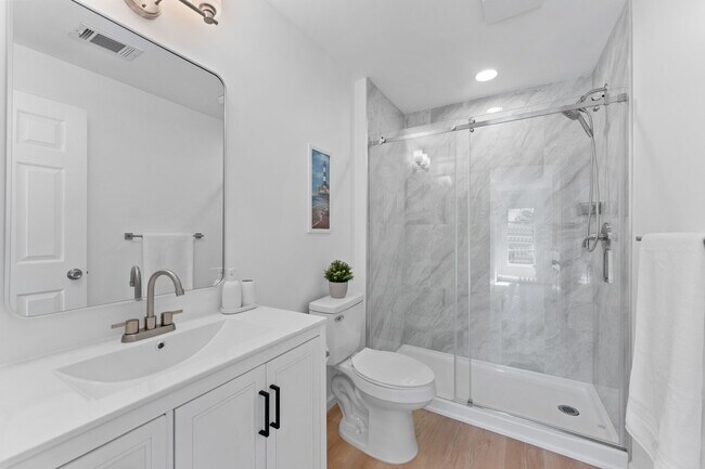 Building Photo - 8515 Indies Dr