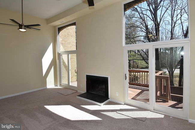 Building Photo - 12769 Gazebo Ct