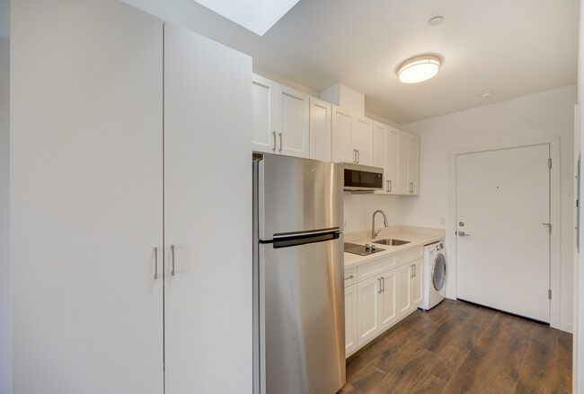 Building Photo - 2508 N 50th St