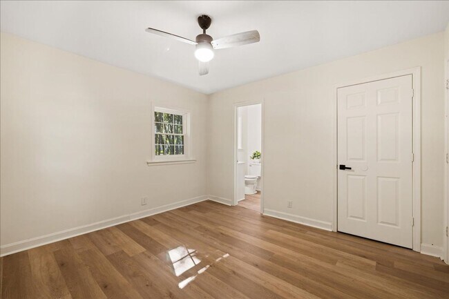 Building Photo - 1801 Morehead Ave